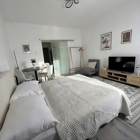 Family 2 Apartment