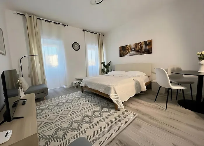 Family 2 * ノインキルヒェン